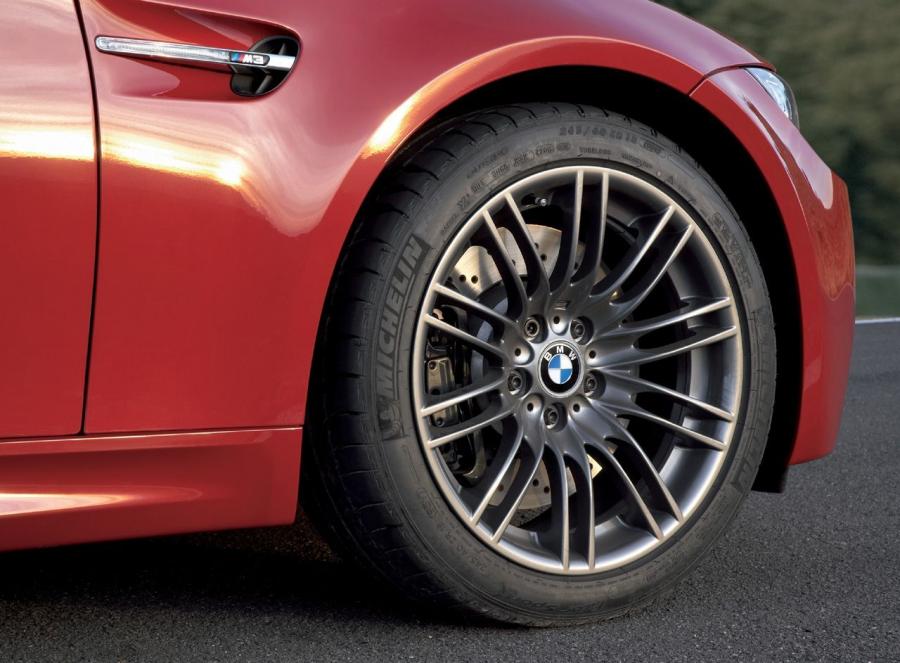  BMW M3 2008 года  (фото 143 из 219)